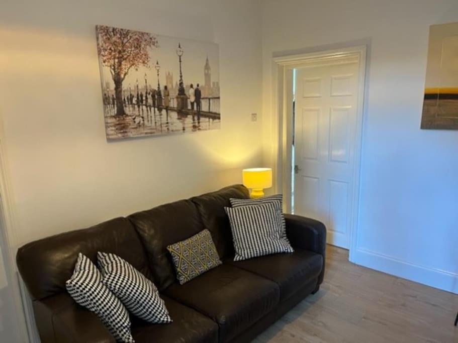 Oakstays Apartment *